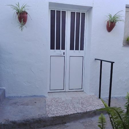 Alojamiento Magallanes Conil De La Frontera Exterior foto